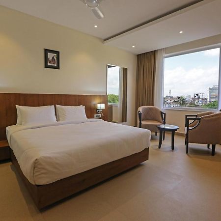 Hotel Oil Field Duliagaon Bagian luar foto